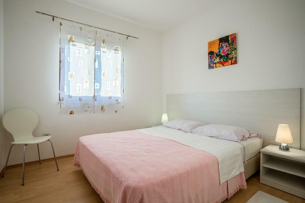 Apartments Jelena Razanj Exterior photo