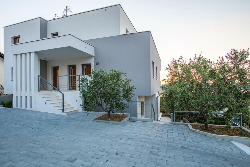 Apartments Jelena Razanj Exterior photo