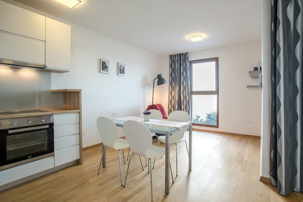 Apartments Jelena Razanj Exterior photo