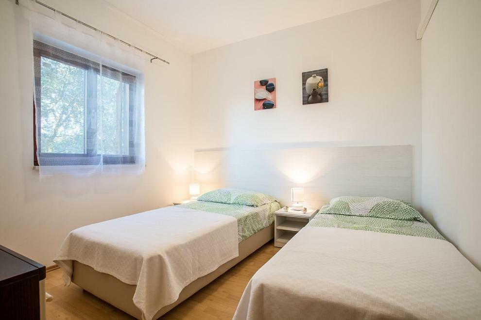 Apartments Jelena Razanj Exterior photo